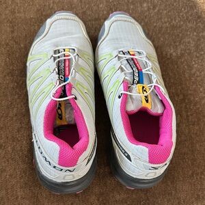 Salomon Women's Gray and Pink Athletic Shoes